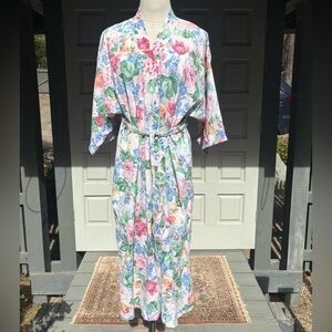 Miss Elaine Vintage Pink Floral Rose 🌹 Robe
